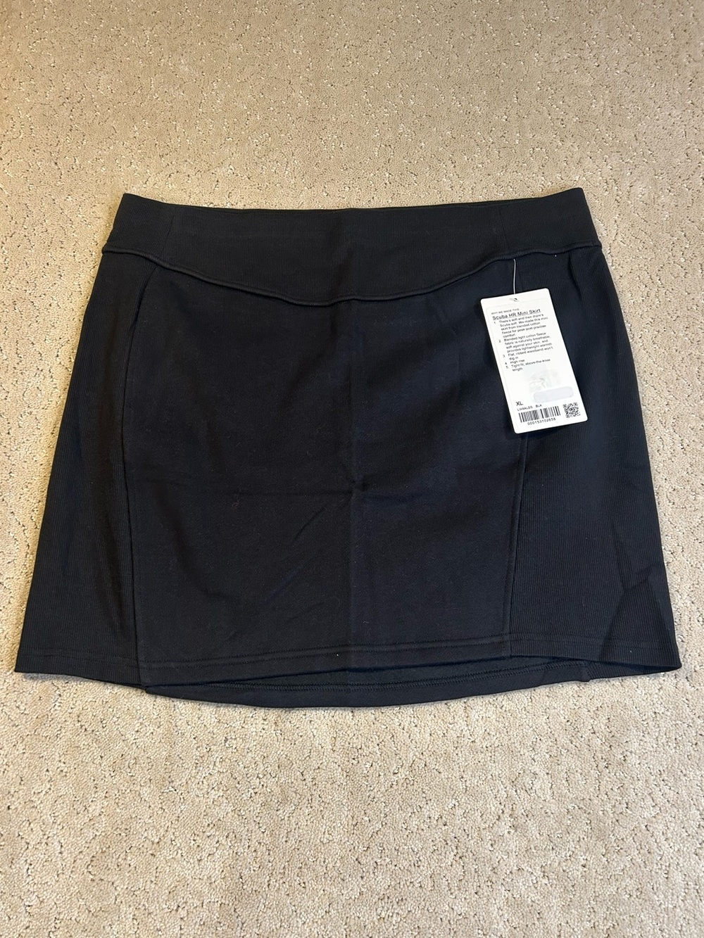 NWT lululemon Scuba High Rise Mini Skirt Black Size XL